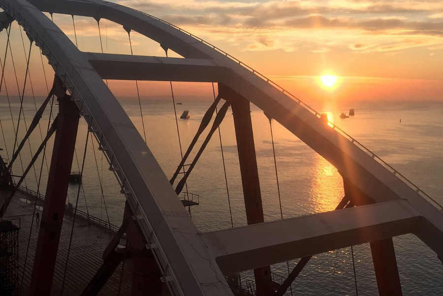Крымский мост автомобильная арка