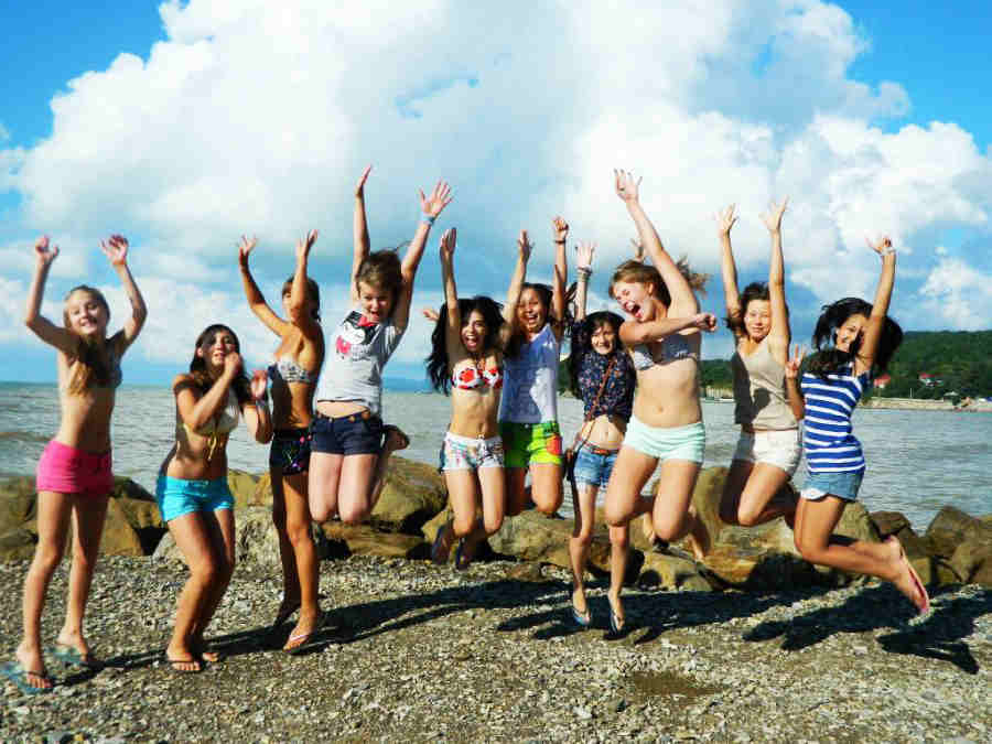 Где провести молодежный отдых в Крыму?
